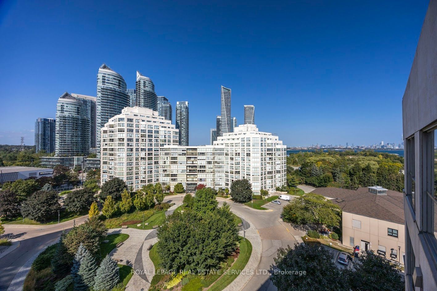 2267 Lake Shore Blvd W, unit 1008 for sale