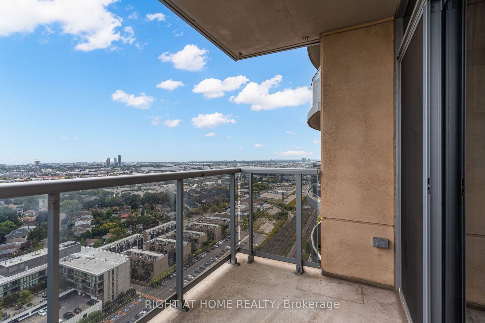 3 Michael Power Pl, unit 2804 for sale