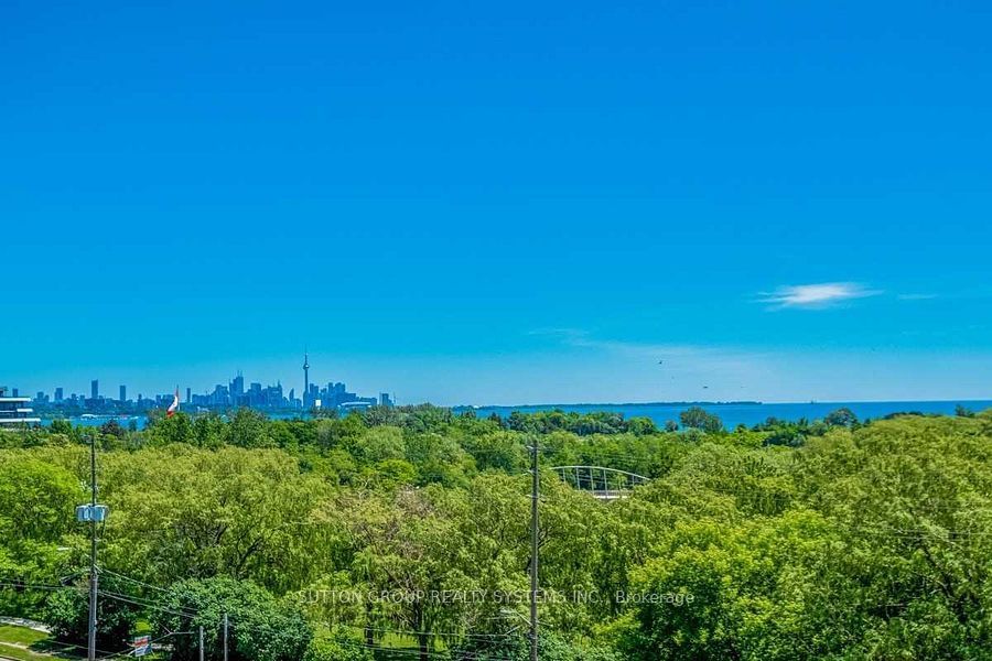 2240 Lake Shore Blvd W, unit 312 for sale