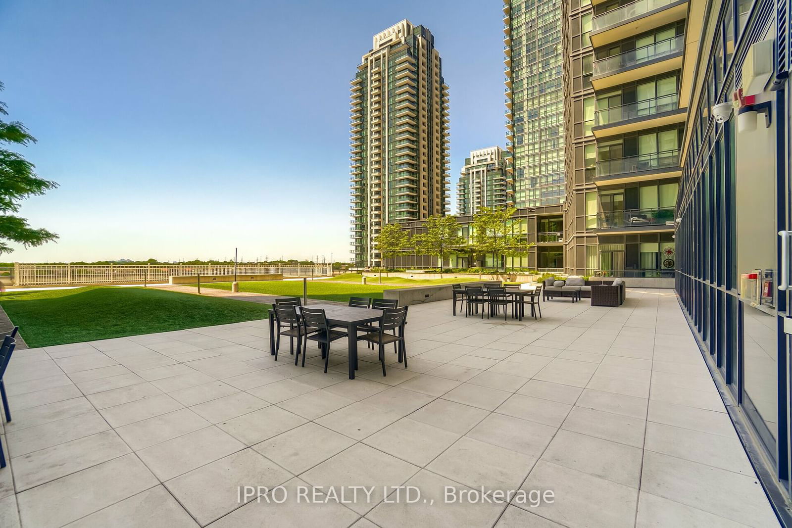 4011 Brickstone Mews, unit 1107 for sale - image #27