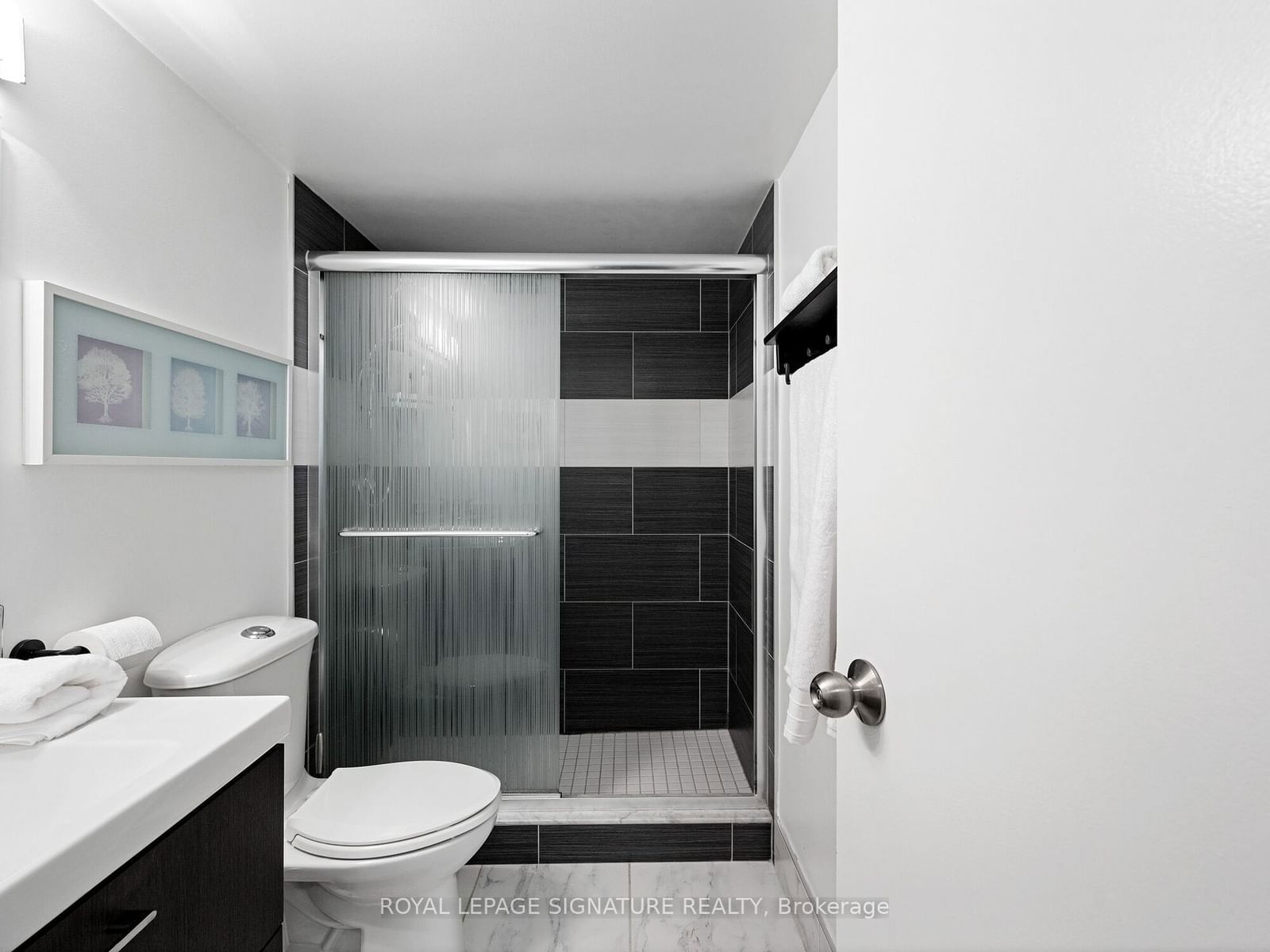 299 Mill Rd, unit 2201 for sale - image #26