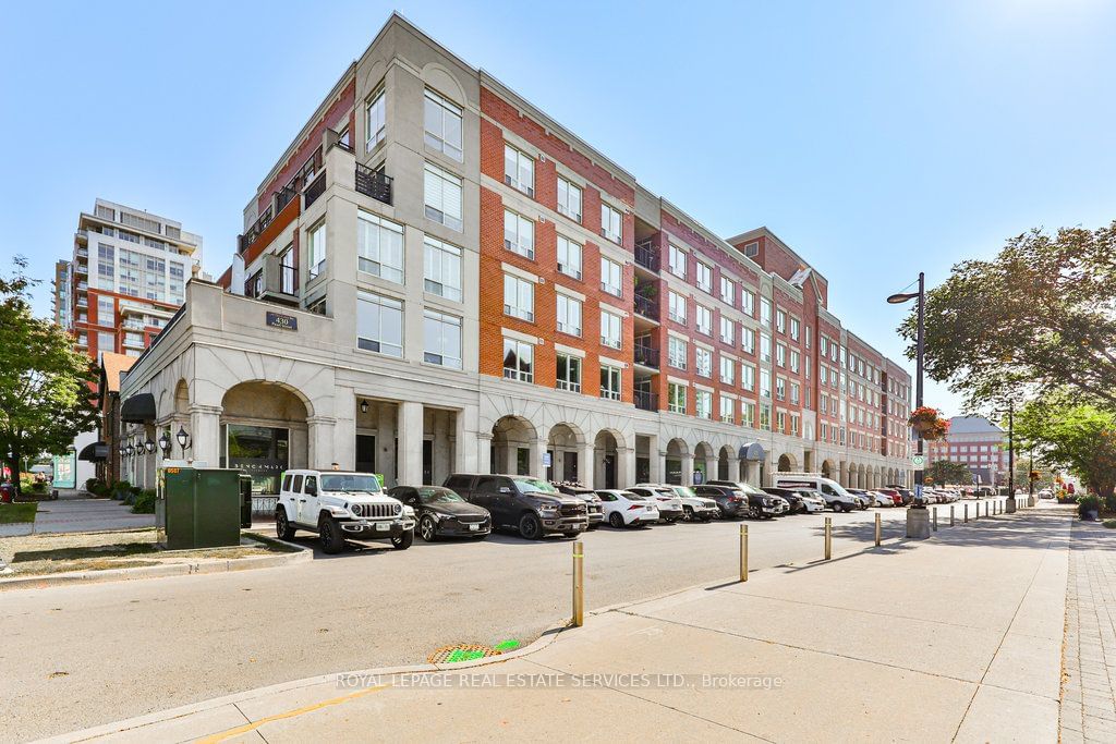 The Residences of Village Square, Burlington, Toronto