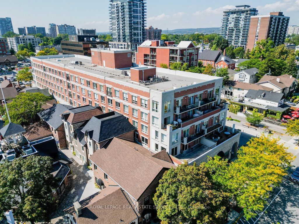 The Residences of Village Square, Burlington, Toronto