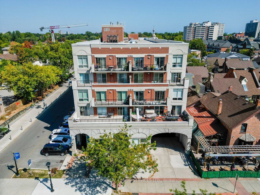 The Residences of Village Square, Burlington, Toronto