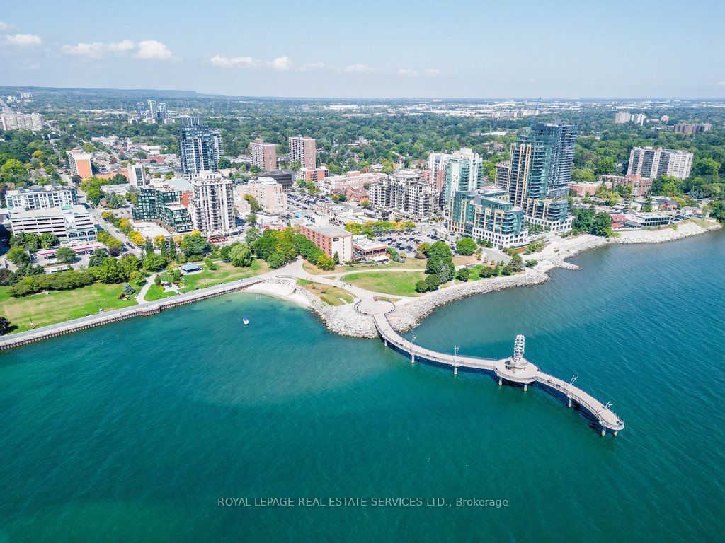 The Residences of Village Square, Burlington, Toronto