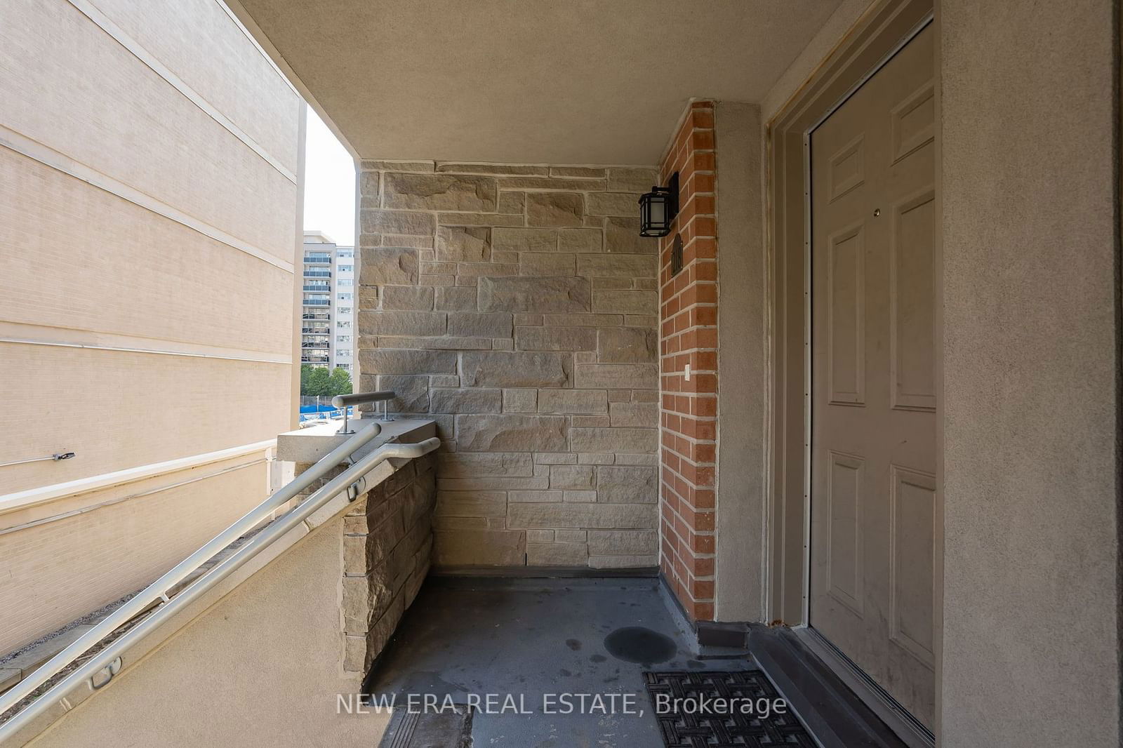 5 Richgrove Dr, unit 218 for sale - image #8