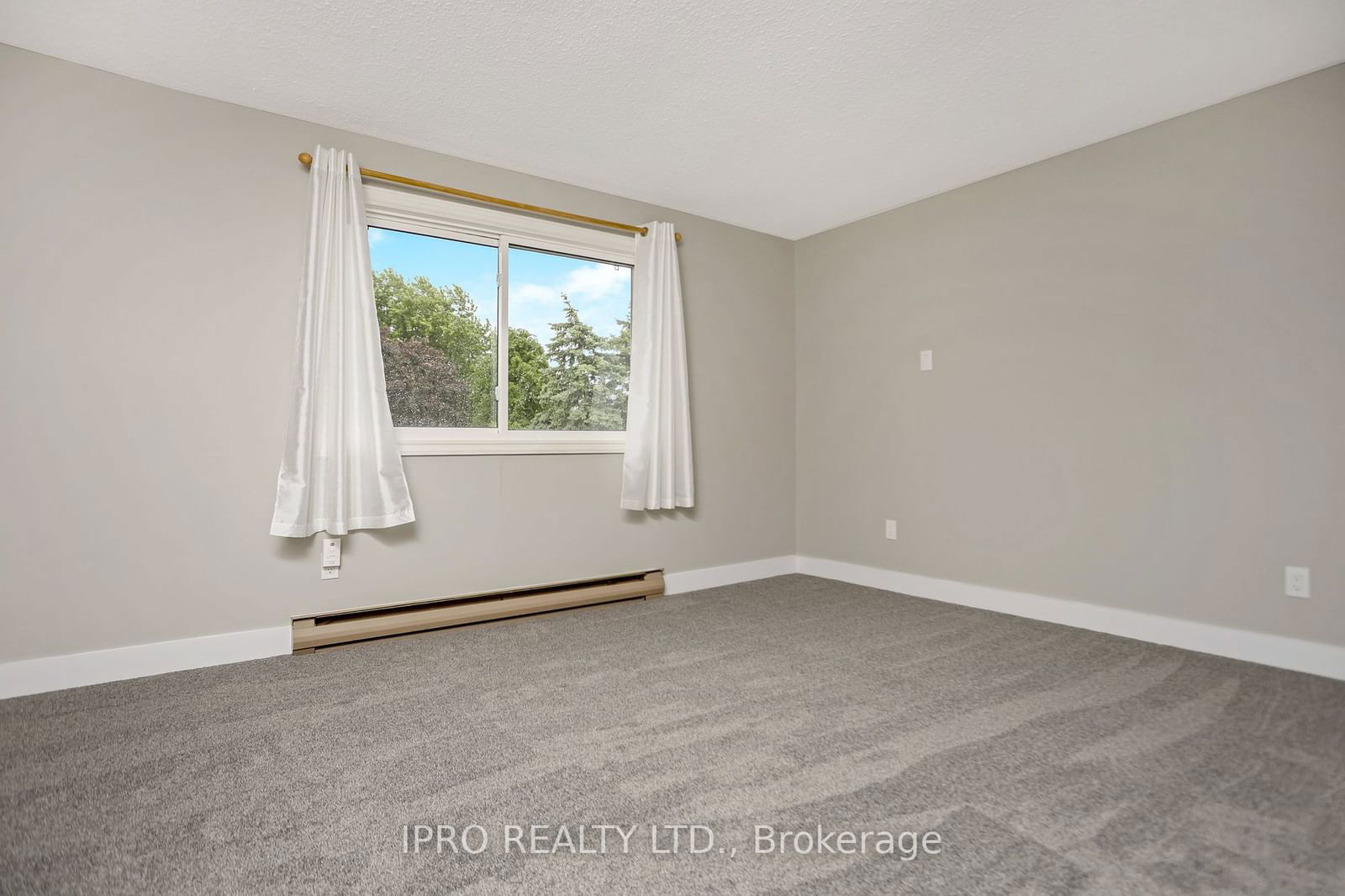 197 Kingham Rd, unit 197 for sale - image #14