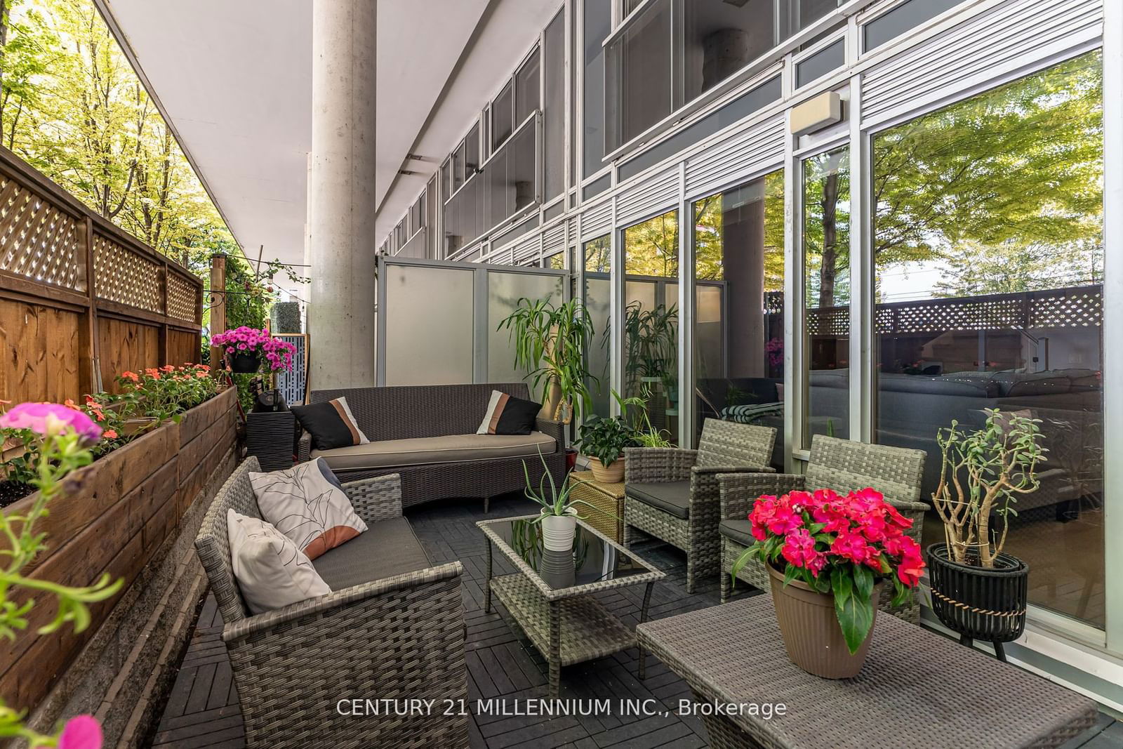 Loggia Condos, Etobicoke, Toronto