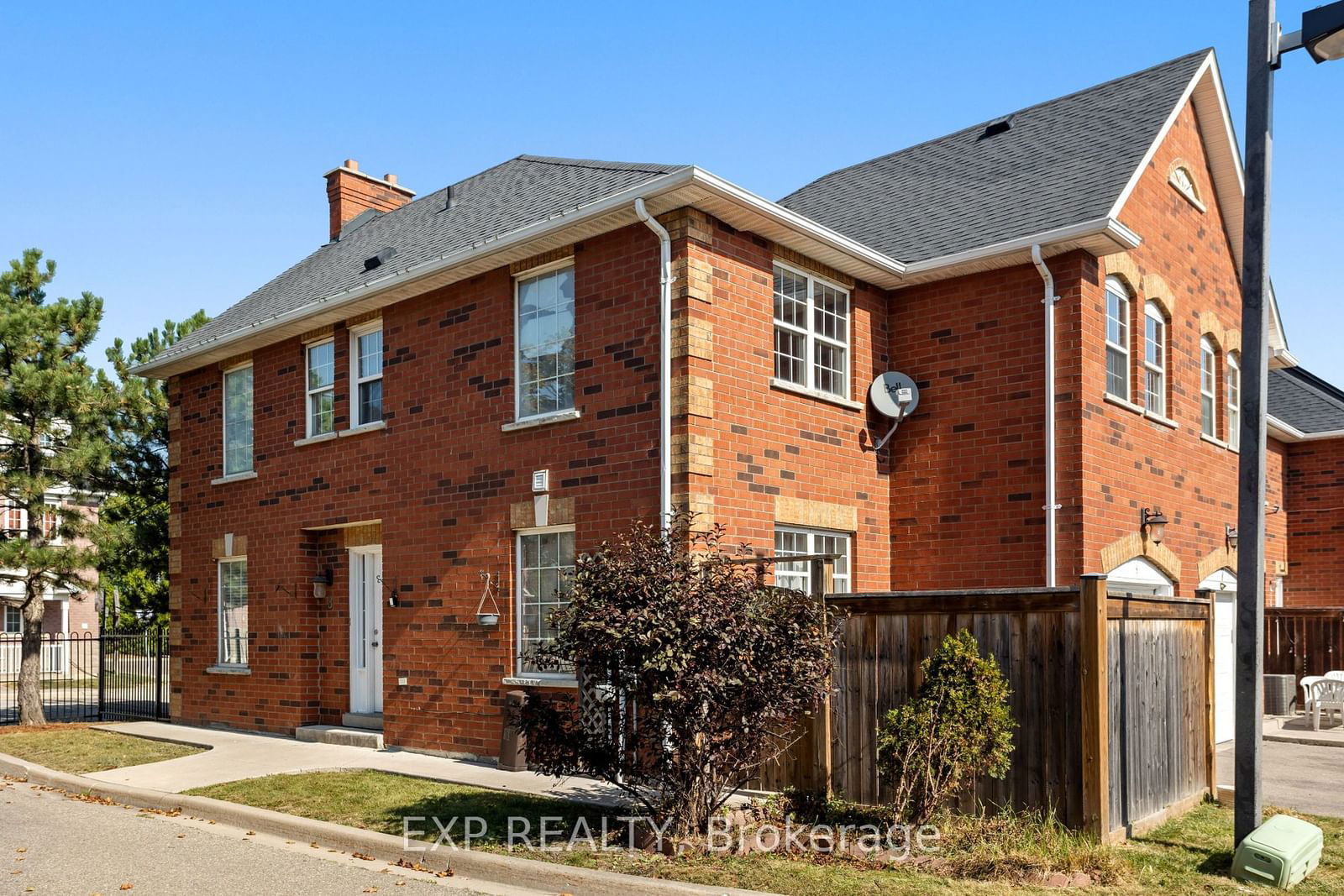 6860 Meadowvale Townhomes, Mississauga, Toronto