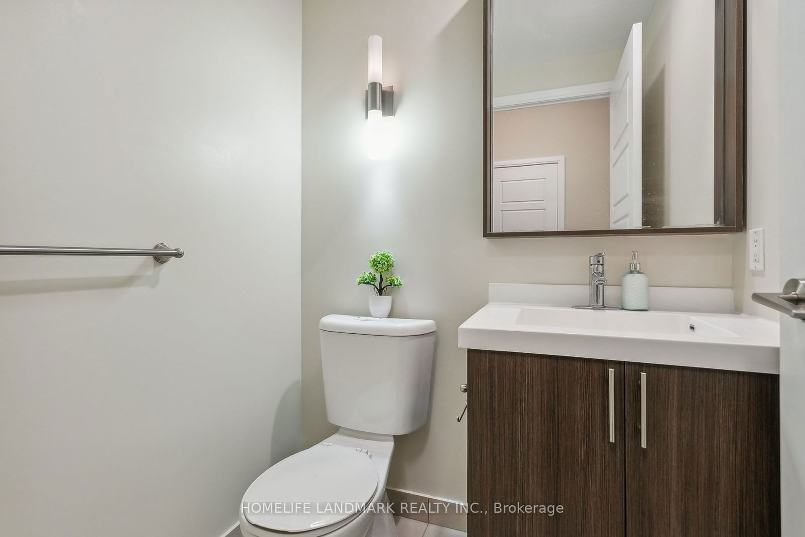 25 viking Lane, unit 153 for sale - image #15