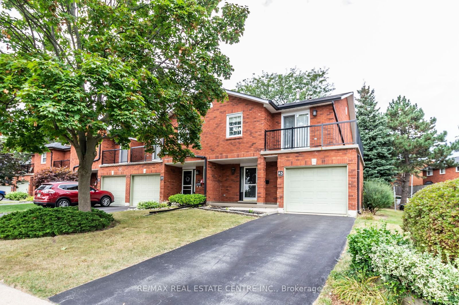 The Enclave North Townhomes, Burlington, Toronto