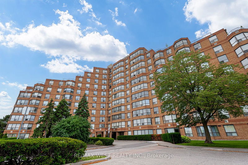 6 Humberline Dr, unit 320 for sale