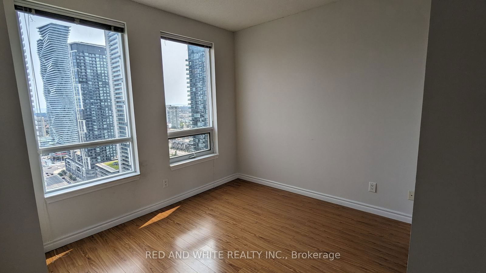 388 Prince Of Wales Dr, unit 2601 for rent