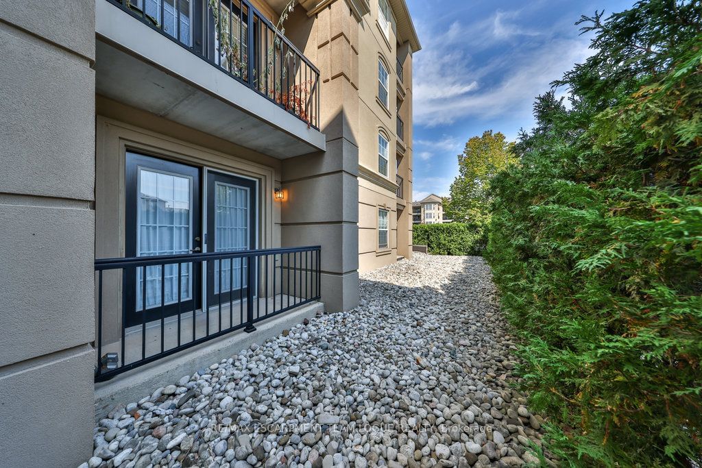 2035 Appleby Line, unit 113 for rent - image #21