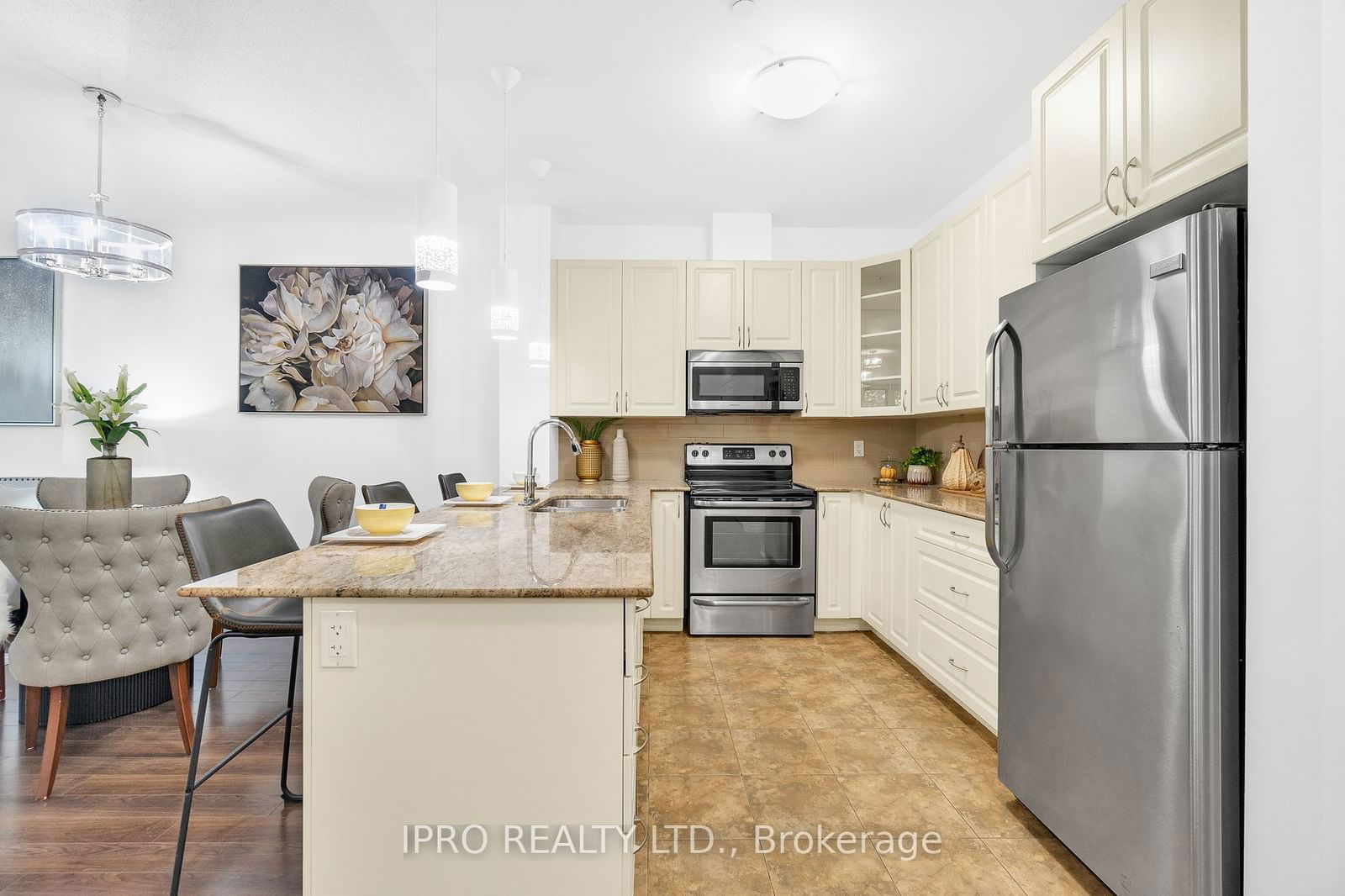 33 Whitmer St, unit 118 for sale - image #10