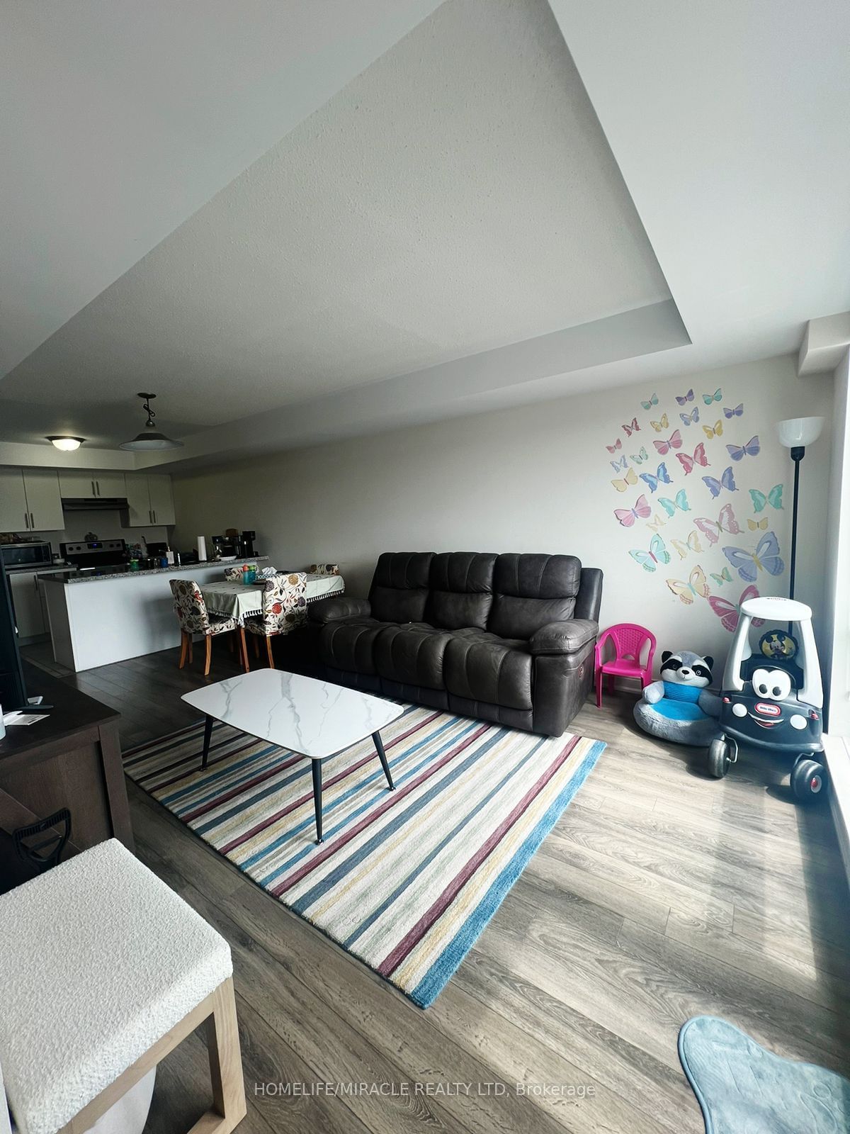 100 Dufay Rd for rent  - image #8