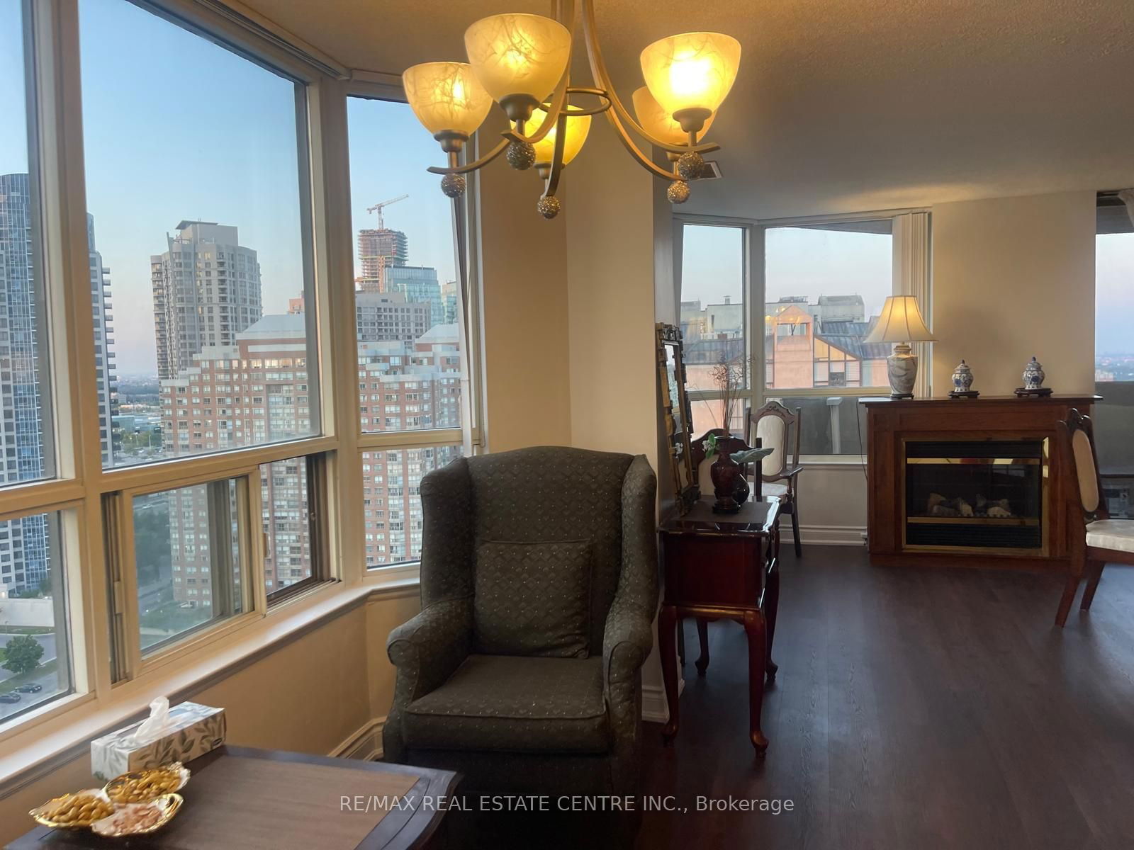 400 Webb Dr, unit 2408 for rent - image #5