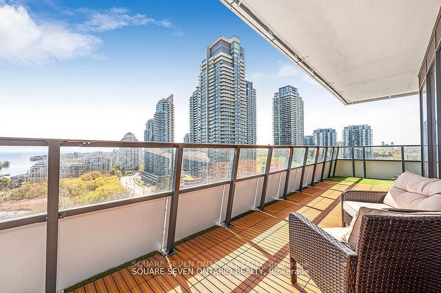 30 Shore Breeze Dr, unit 1621 for sale