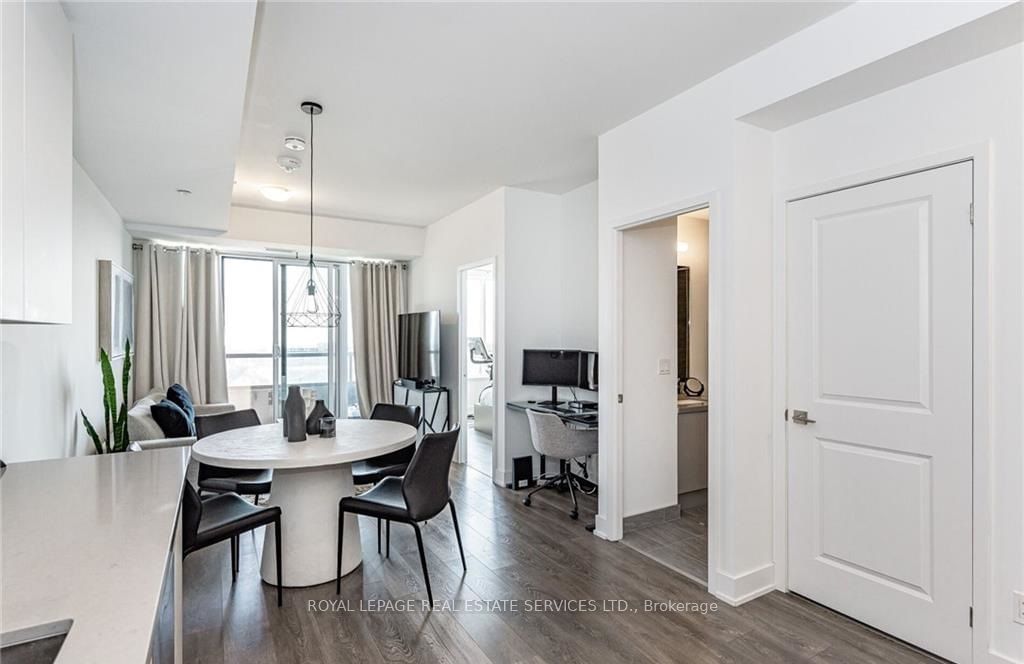 297 Oak Walk Dr, unit 1302 for sale