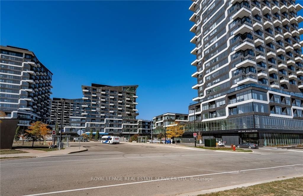 297 Oak Walk Dr, unit 1302 for sale