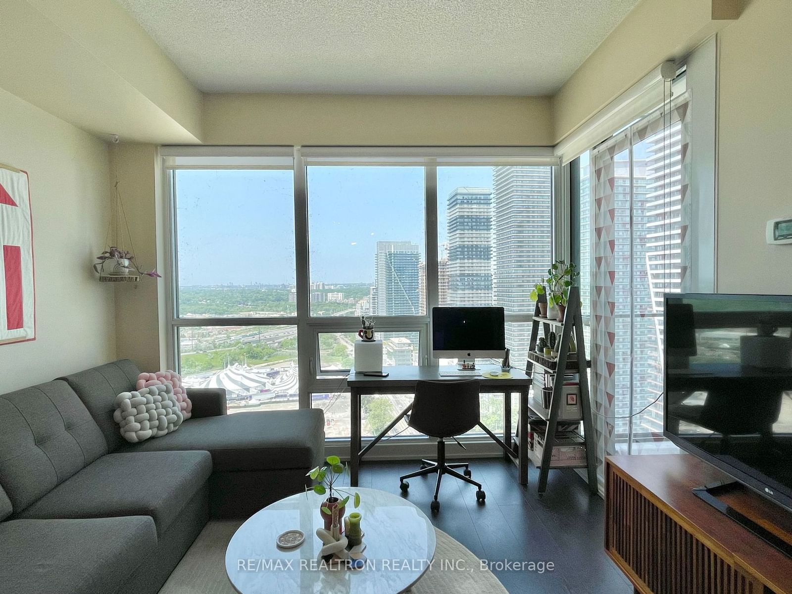 2200 Lake Shore Blvd W, unit 3308 for rent