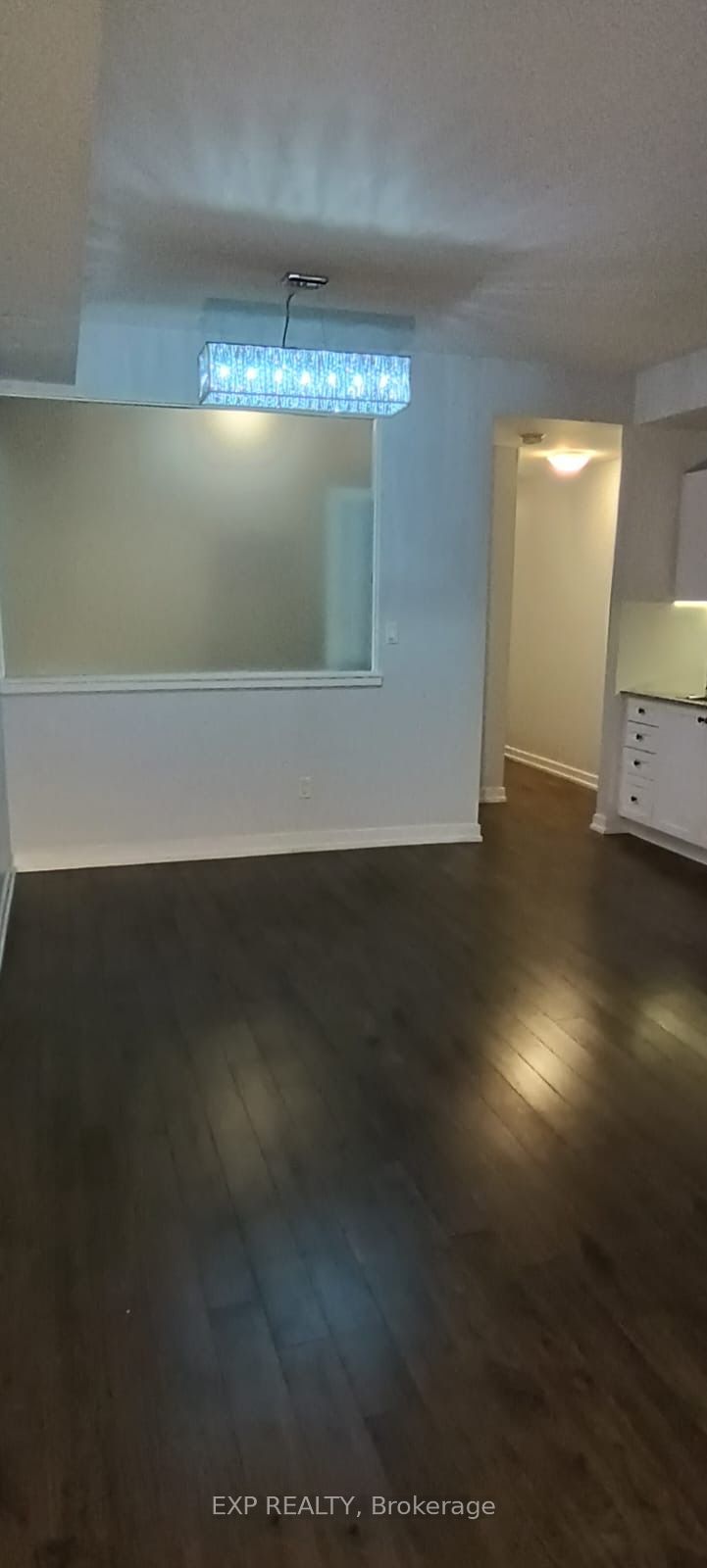 869 wilson Ave, unit 10 for rent