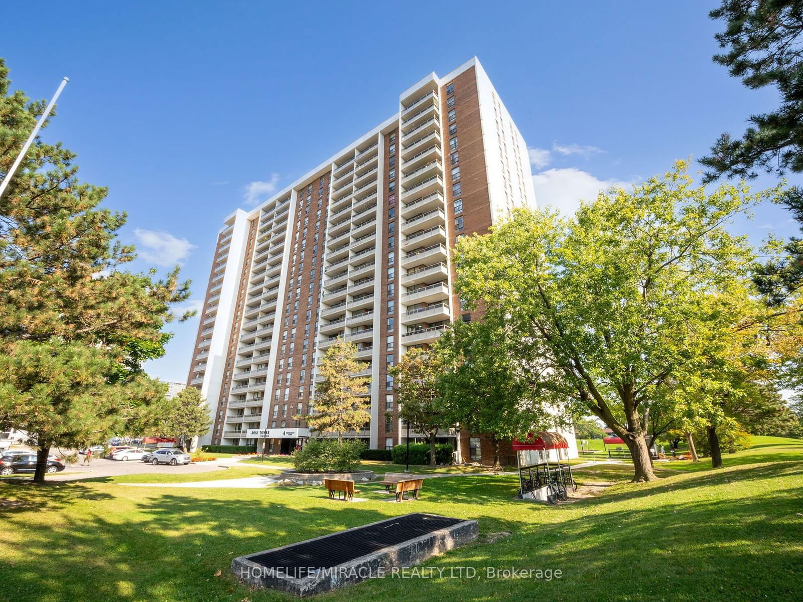 Ross Tower Condominium, Brampton, Toronto