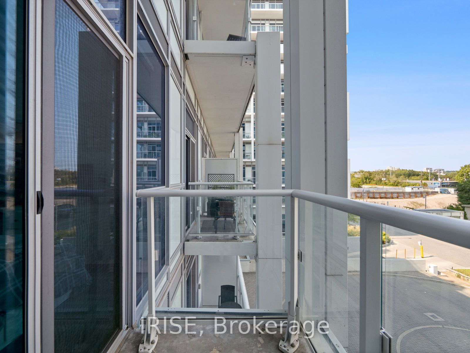 55 Speers Rd, unit 316 for rent - image #24