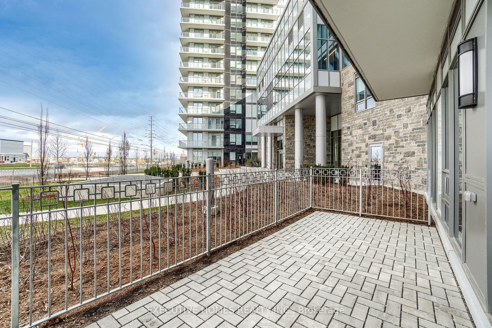 4655 Metcalfe Ave, unit 103B for sale