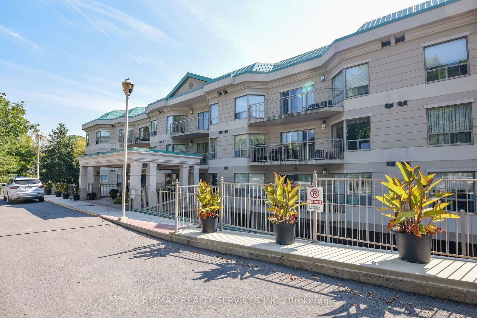 Victoria Gardens Condos, Halton Hills, Toronto