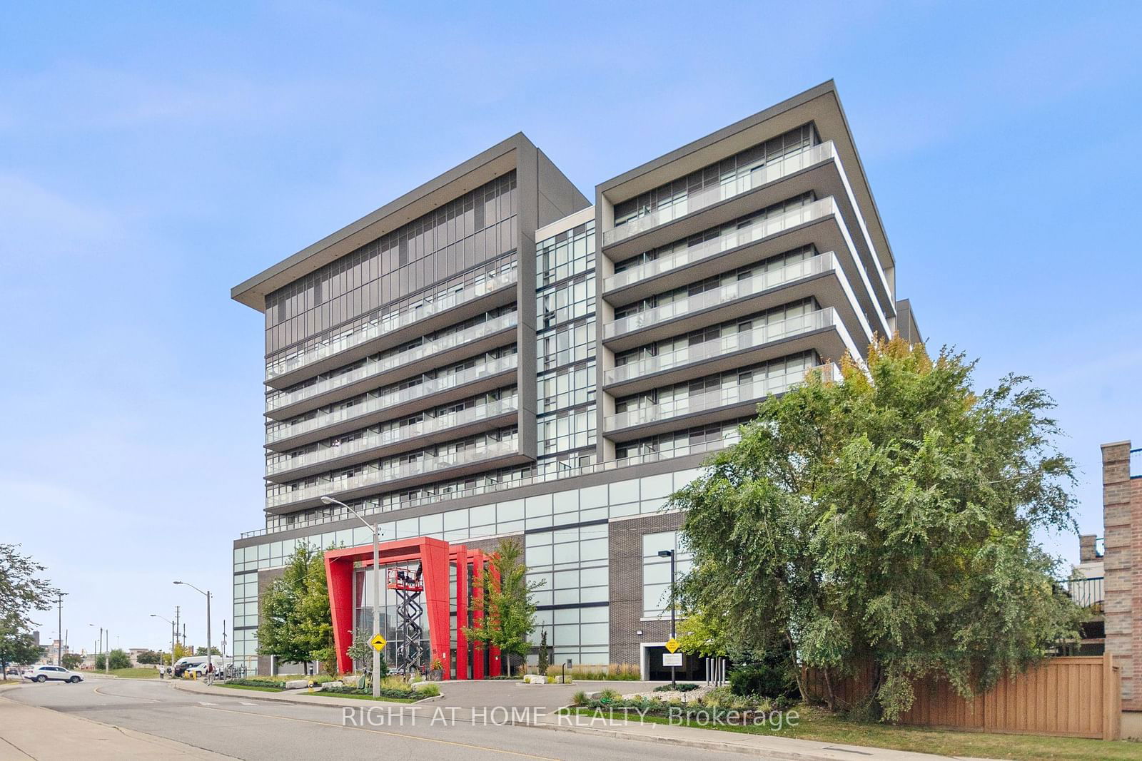 15 James Finlay Way, unit 635 for sale