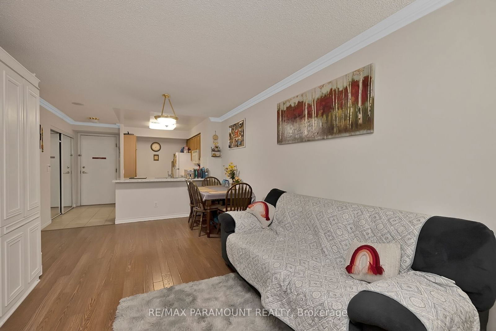 25 Kingsbridge Garden Circ, unit # 2127 for rent