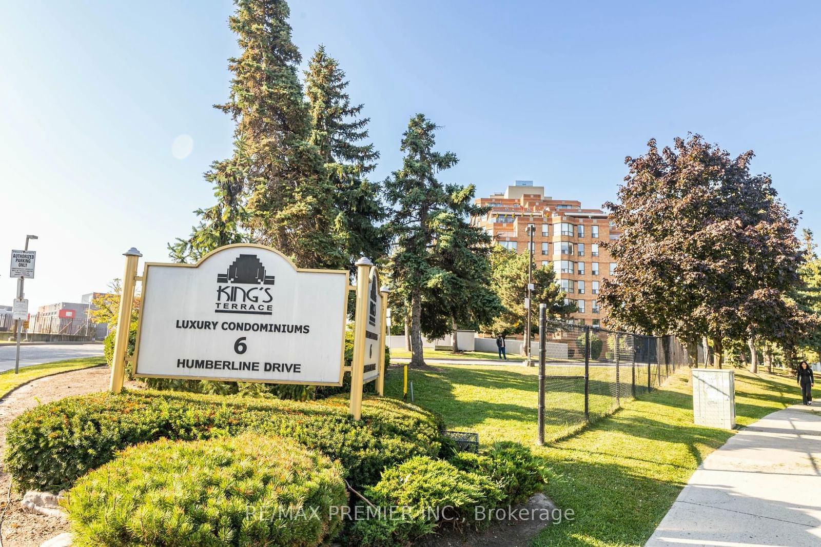 King's Terrace Condos, Etobicoke, Toronto