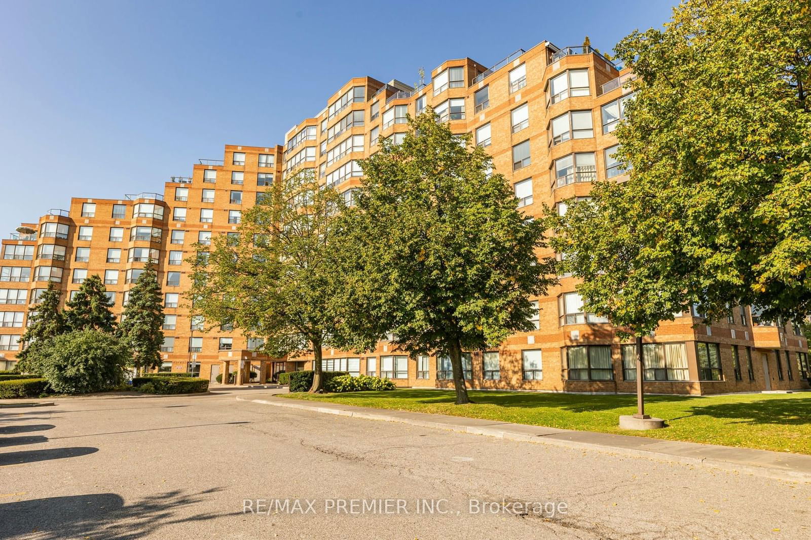 King's Terrace Condos, Etobicoke, Toronto