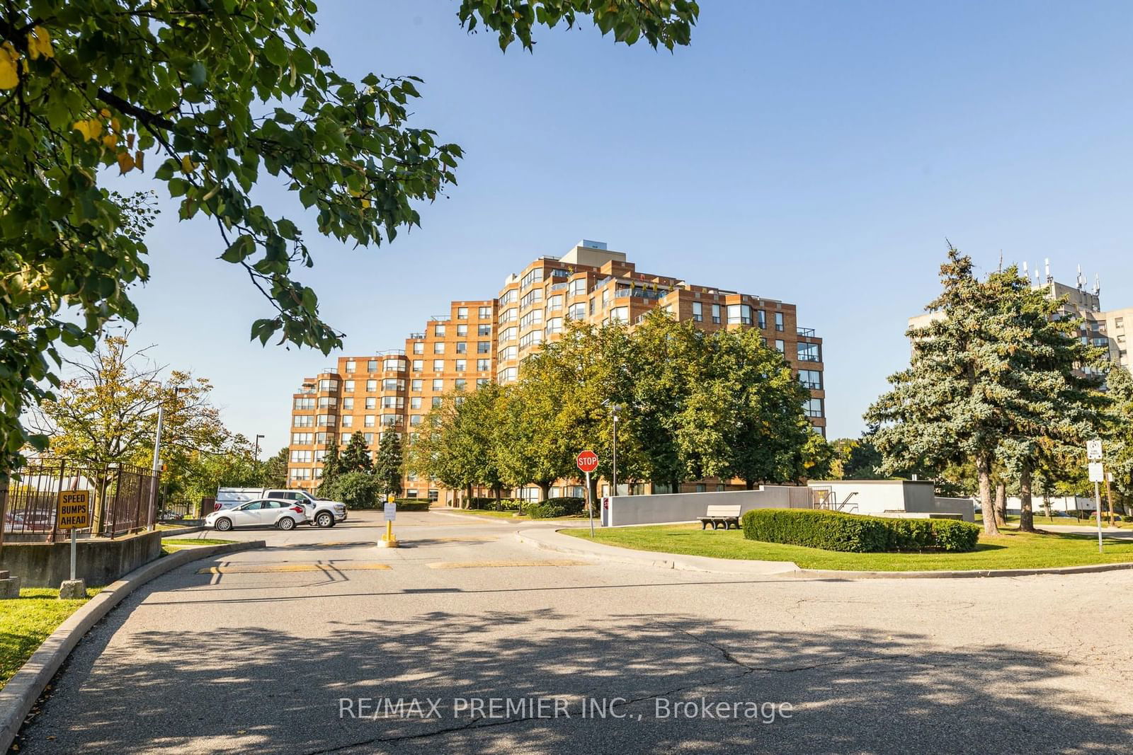 King's Terrace Condos, Etobicoke, Toronto