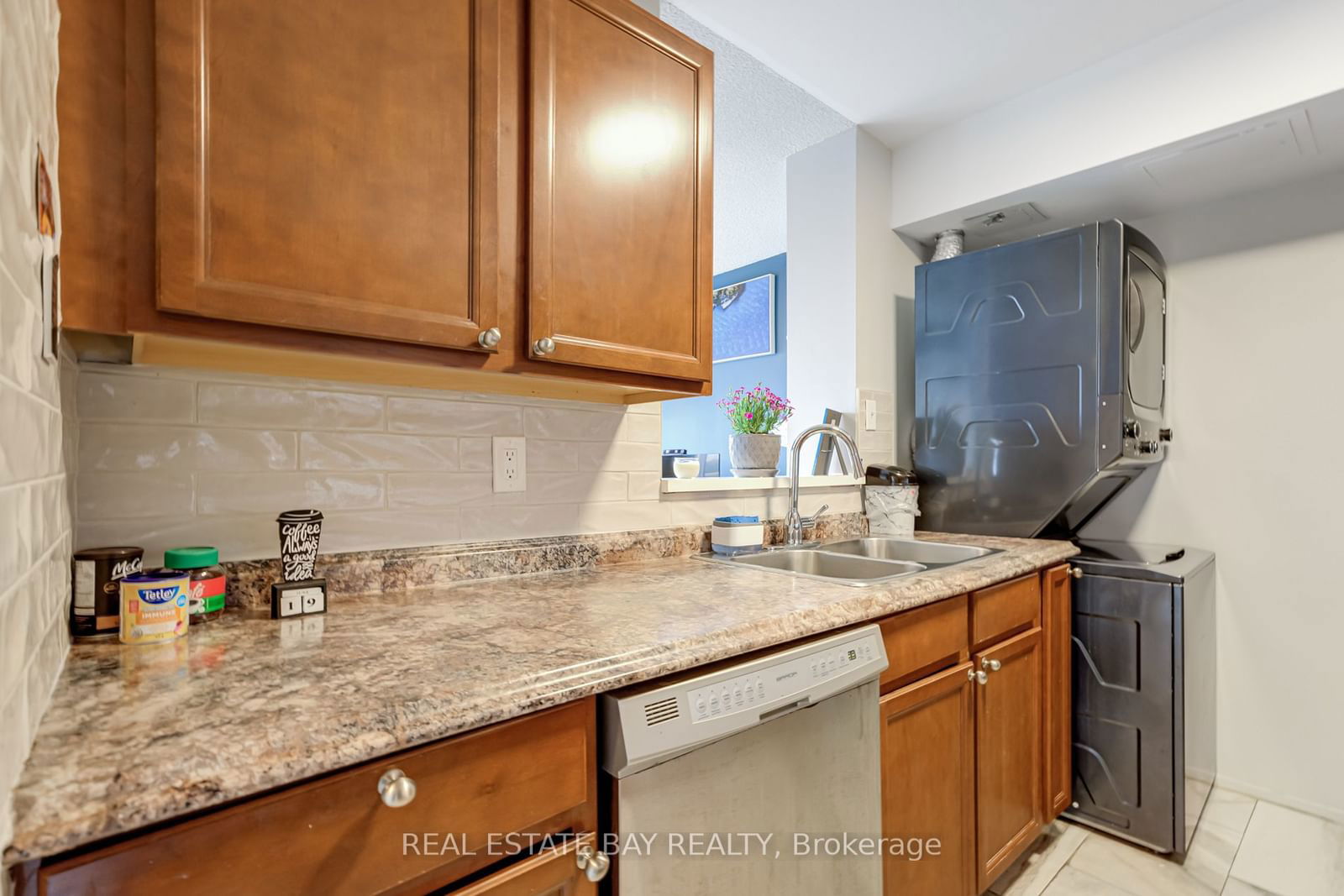 3077 Weston Rd N, unit 612 for sale