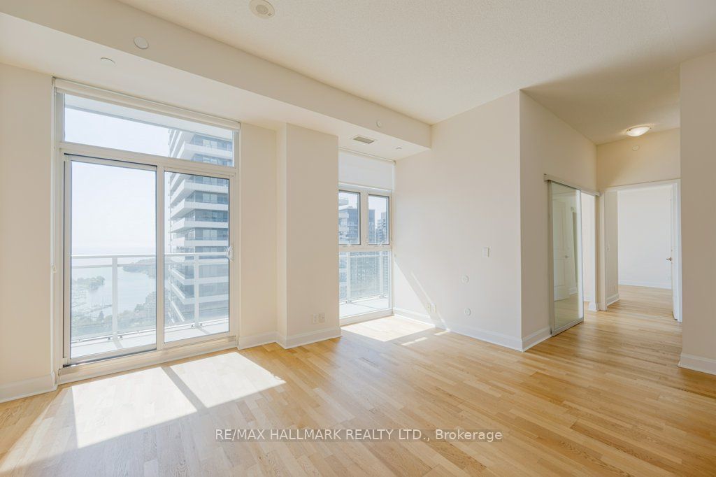 33 Shore Breeze Dr, unit 3701 for rent