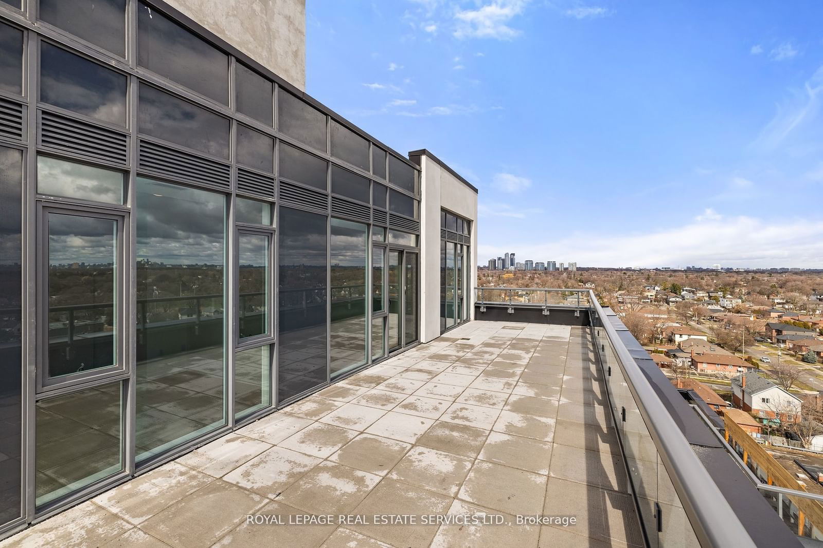 859 The Queensway, unit 1106 for sale