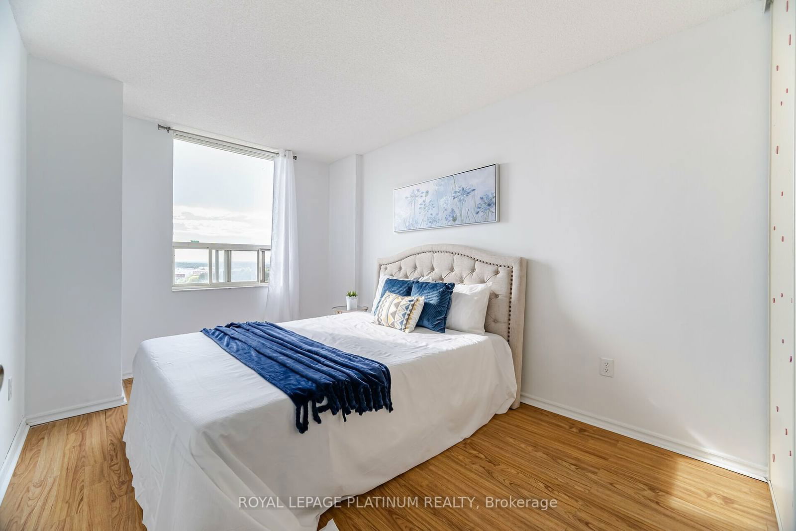 30 Malta Ave, unit 1005 for sale