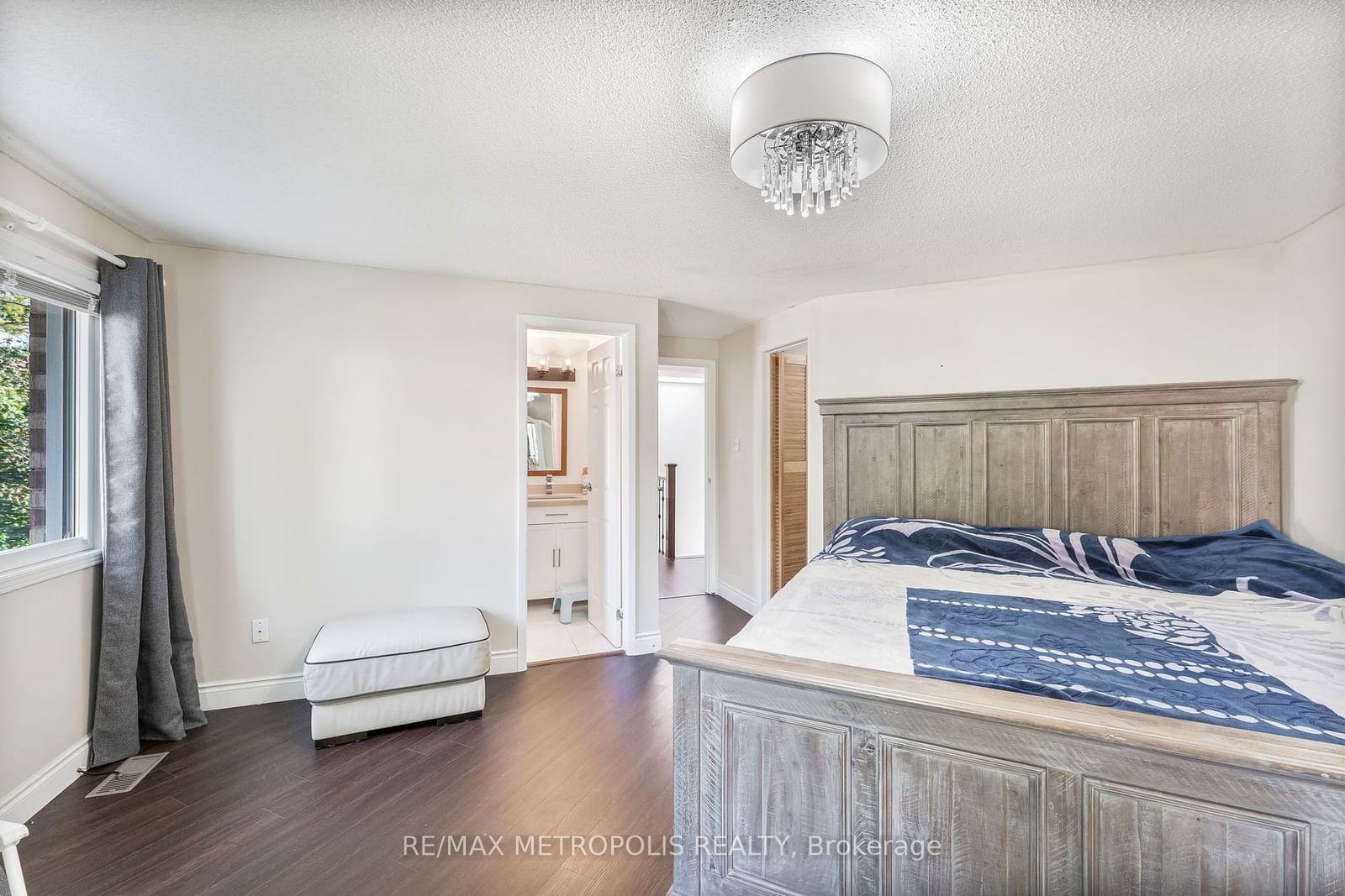 1 Hetherington Place Townhouses, Brampton, Toronto