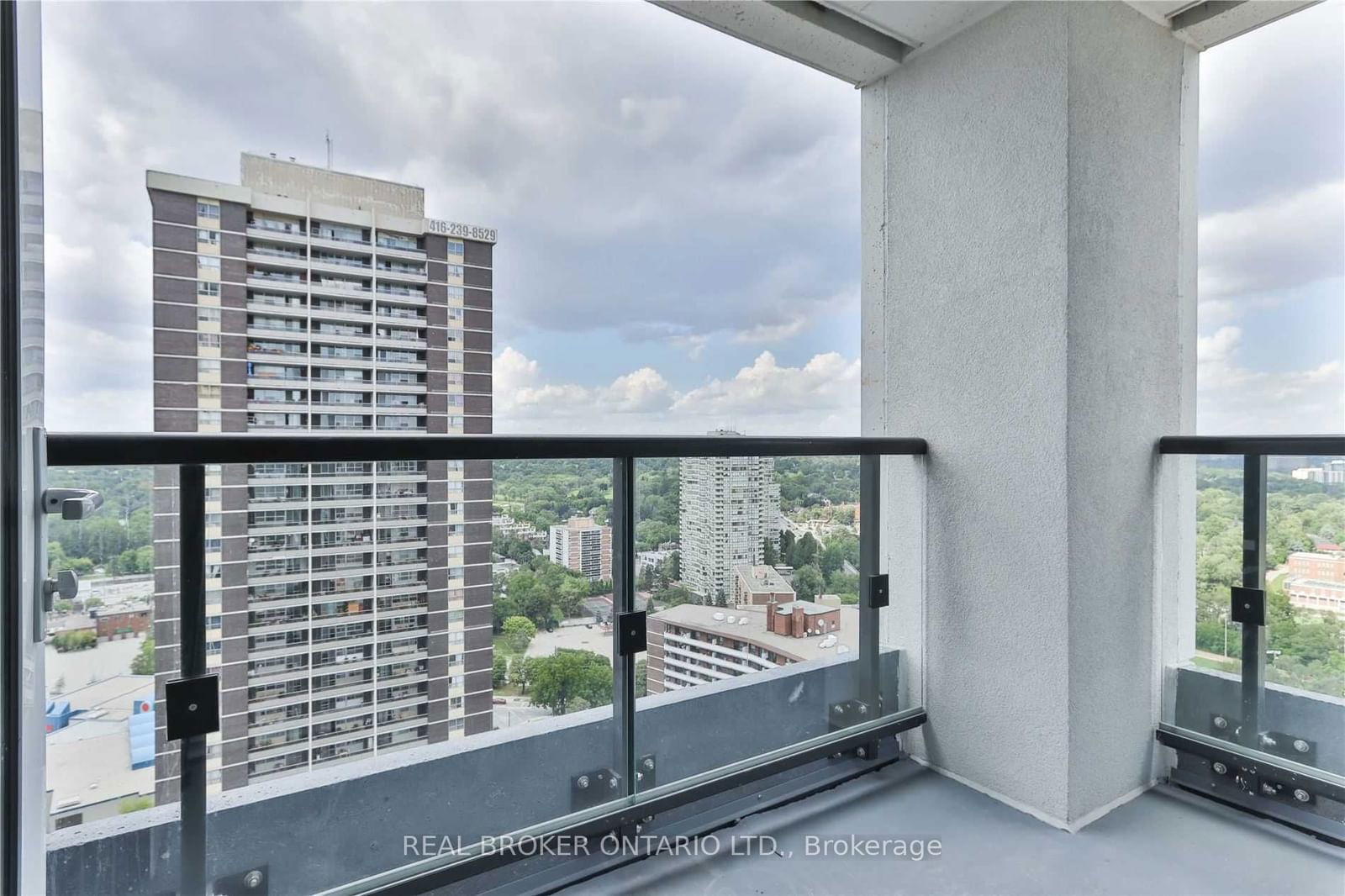 7 Mabelle Ave, unit 2504 for rent