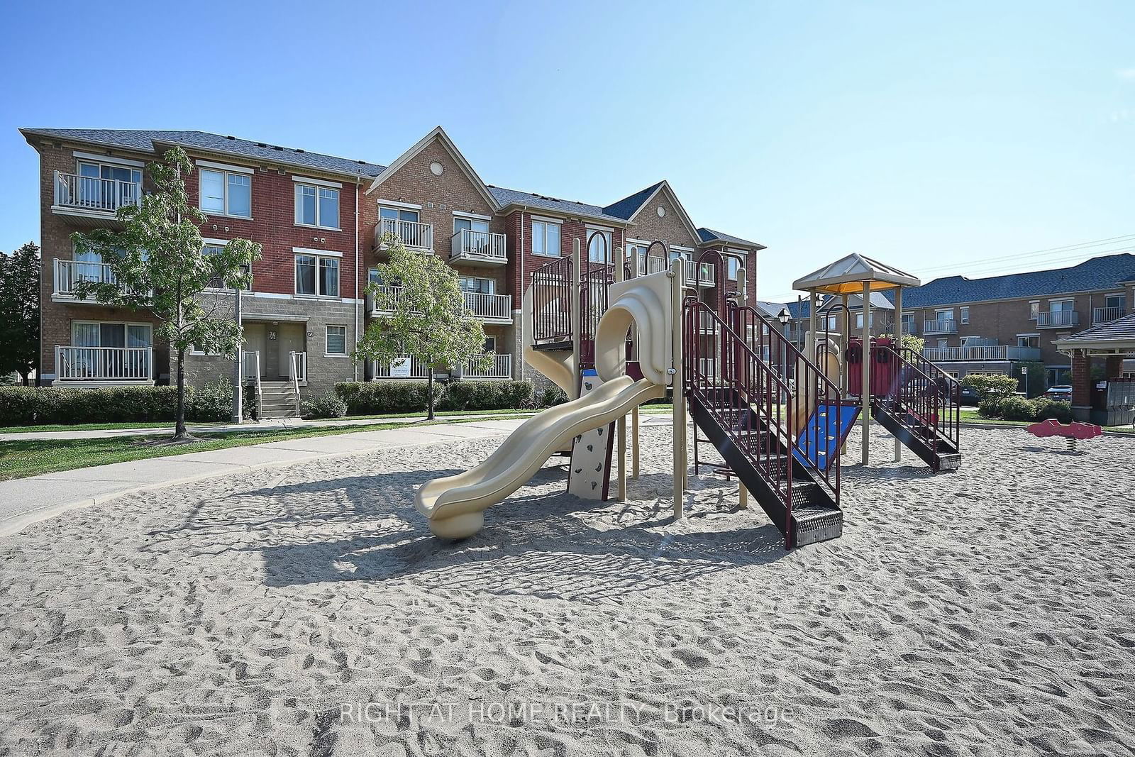 Garden Villas I Townhomes, Mississauga, Toronto