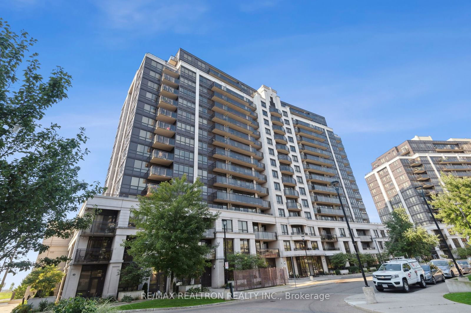 1070 Sheppard Ave W, unit 208 for sale