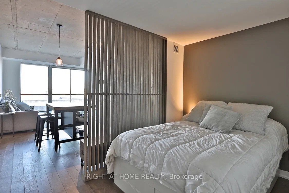 530 Indian Grve, unit 513 for rent