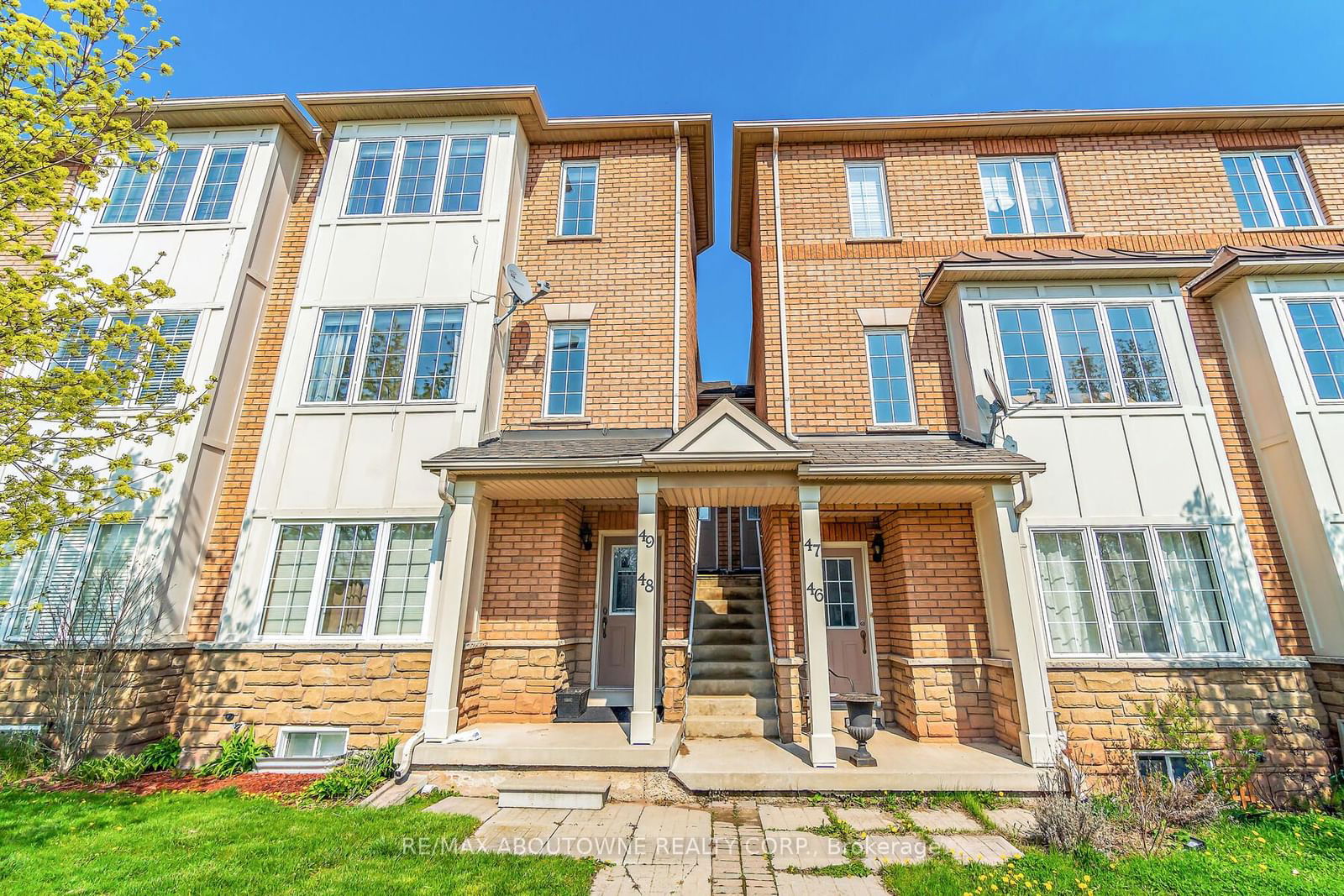 Heritage Gate Townhomes, Oakville, Toronto