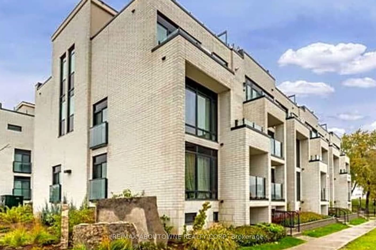 Widdicombe & Eglinton Townhomes, Etobicoke, Toronto