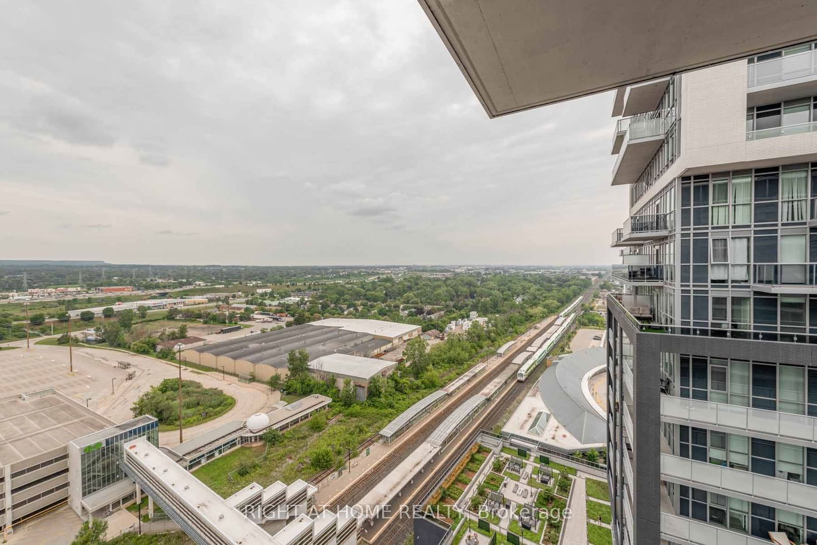 Paradigm Condos, Burlington, Toronto