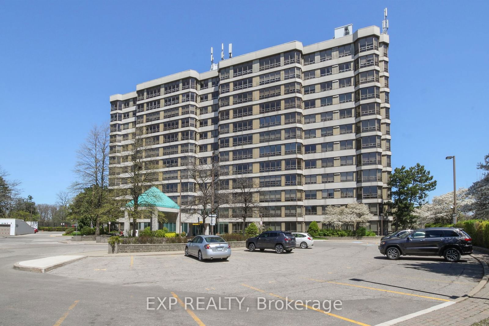 310 Mill St S, unit 811 for sale