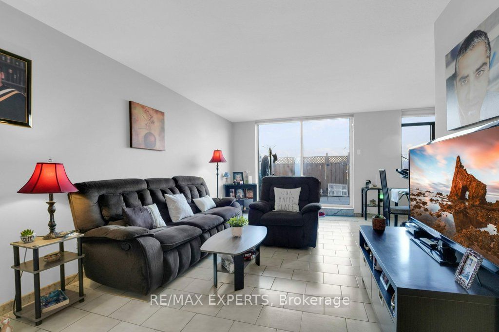 2645 Jane St, unit 120 for sale