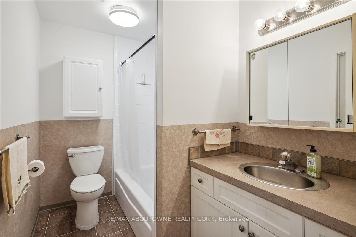 43 Nadia Pl, unit 38 for sale - image #25